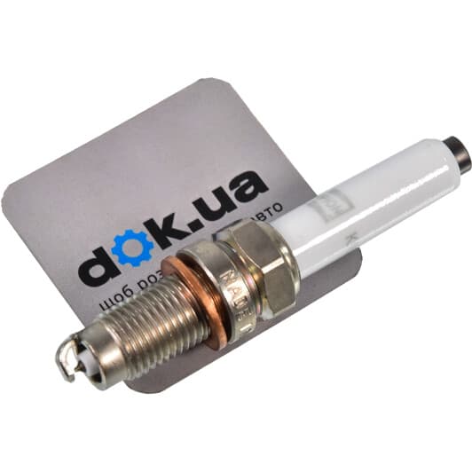 OE244 Champion Свічка запалювання