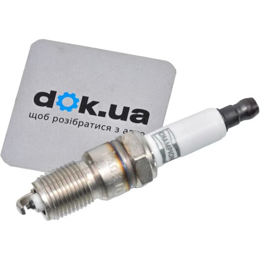 CET9 Champion Свеча зажигания