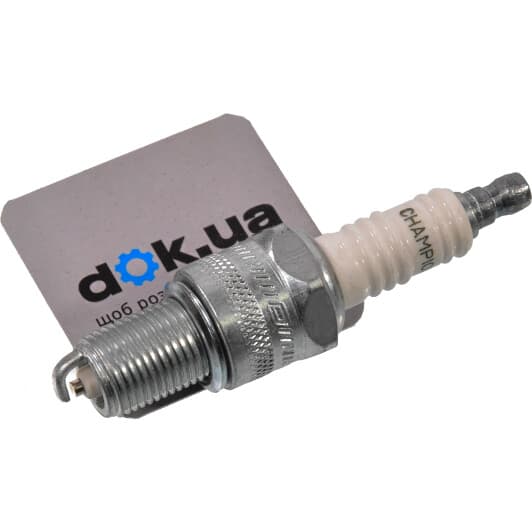 OE010/T10 Champion Свеча зажигания