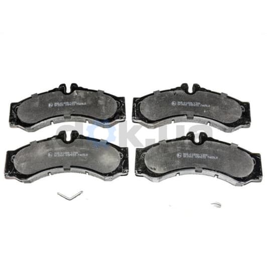 05P633 LPR Тормозные колодки