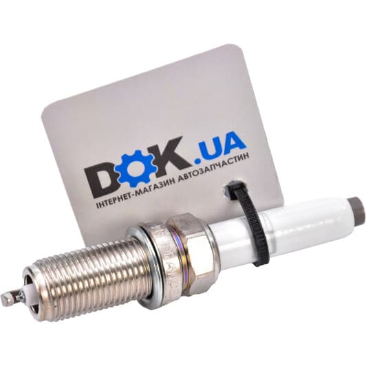 OE246 Champion Свеча зажигания