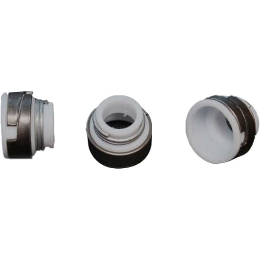 763.802 Elring Сальник клапана