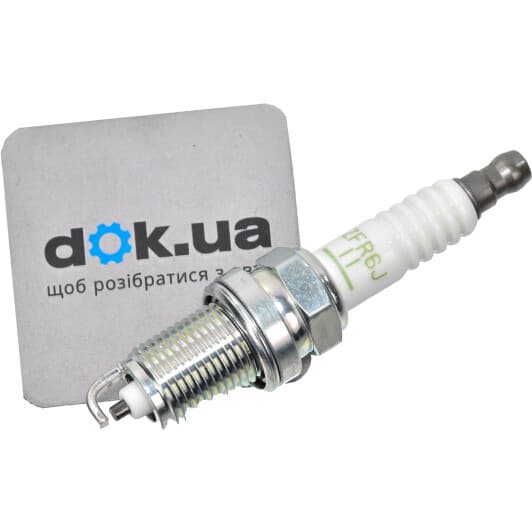 980795614P Honda / Acura Свічка запалювання