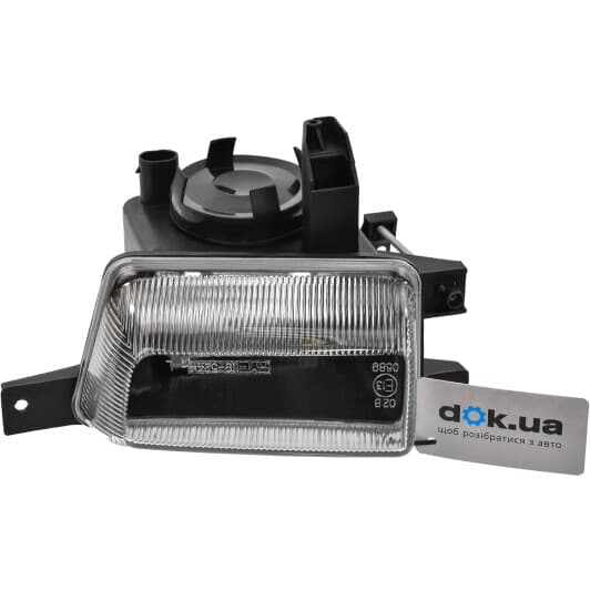 19-5244-05-2 TYC Передня протитуманна фара