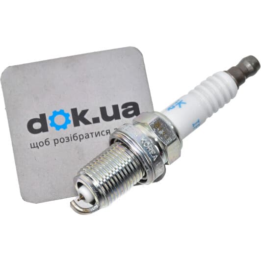 2741023700 Hyundai / Kia Свеча зажигания