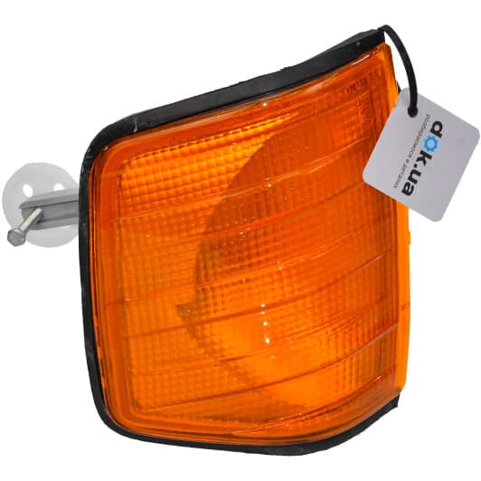 18-3256-05-2 TYC Фонарь указателя поворота для Mercedes 190