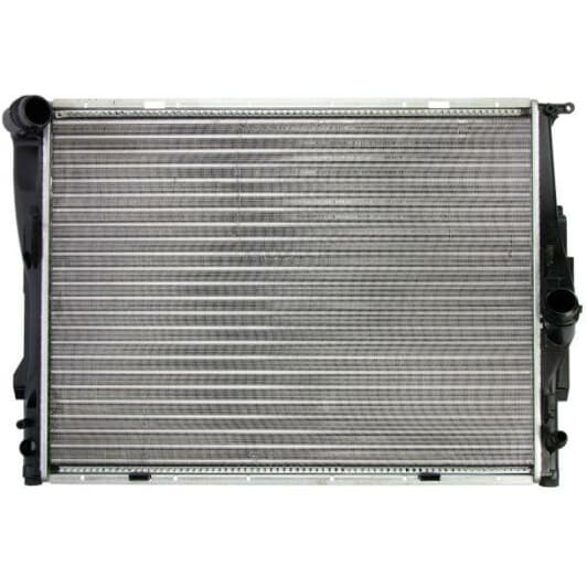 D7B027TT Thermotec Радиатор охлаждения двигателя