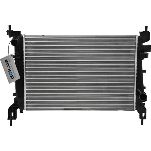 D7F038TT Thermotec Радіатор охолодження двигуна