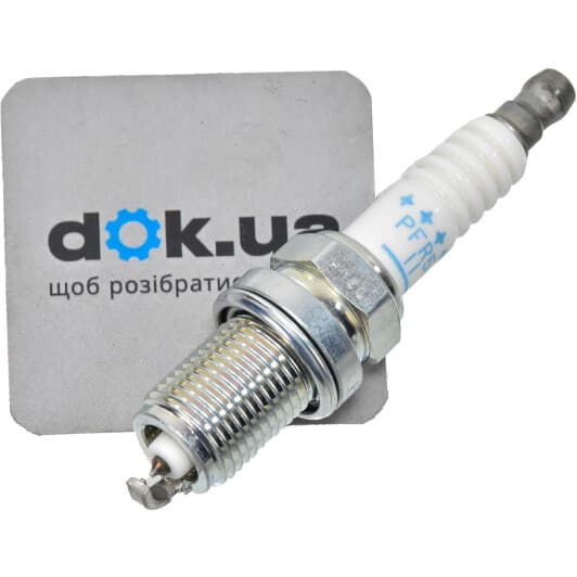 4642 NGK Свеча зажигания