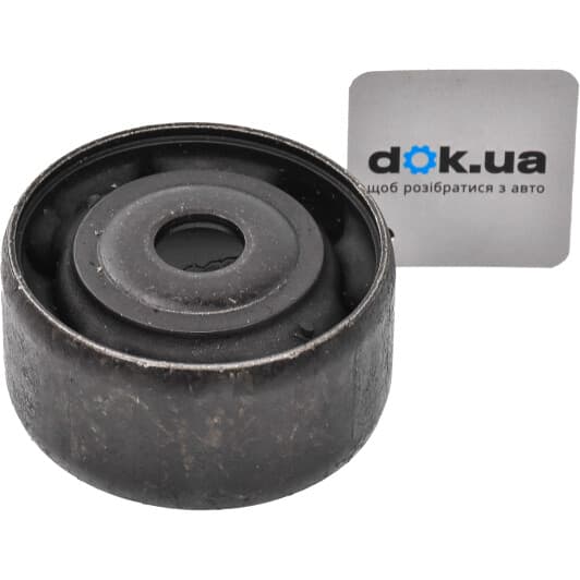 MR554076 Mitsubishi Сайлентблок балки