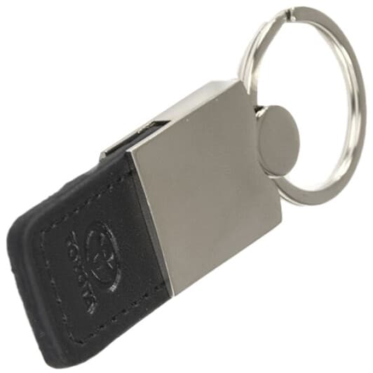 Брелок Toyota с логотипом черный TBMC0KRPU702