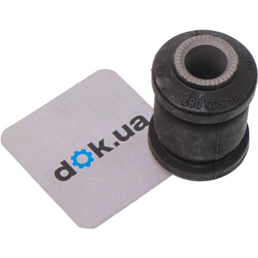 DCC010552 Mando Сайлентблок рычага