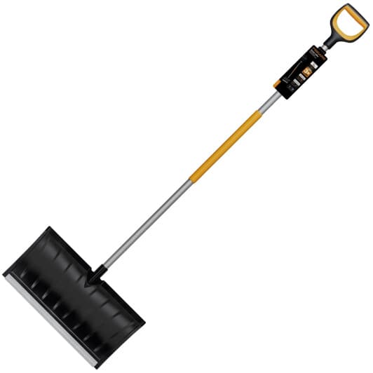 Лопата для уборки снега Fiskars SnowXpert Roller X-series 1057179