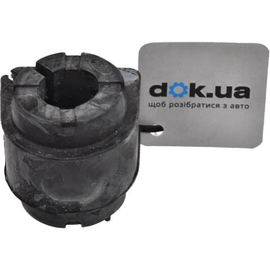 LR030743 Land Rover Втулка стабілізатора