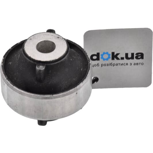 54570AX600 Nissan / Infiniti Сайлентблок рычага