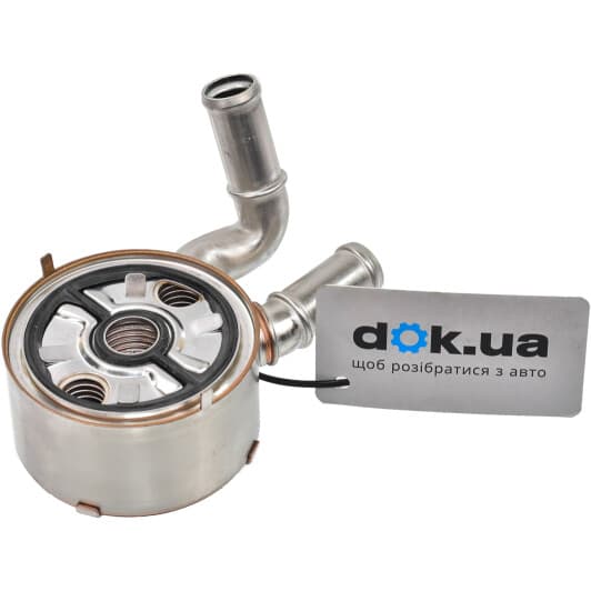 LF6W14700A Mazda Оливний радіатор двигуна