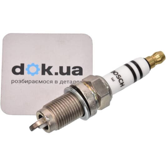 101905601 VAG Свеча зажигания