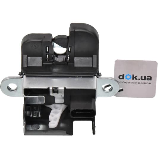 88271799601 Vika Замок дверей багажника