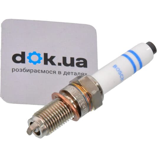 0241145528 Bosch Свеча зажигания
