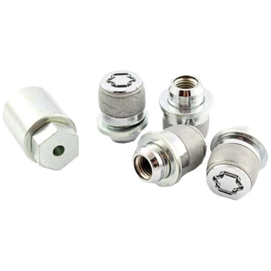 Комплект гаек-секреток с ключом Toyota PW45600001