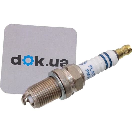 8EH 188 705-331 Behr Hella Свеча зажигания