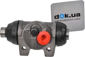 Колесный тормозной цилиндр