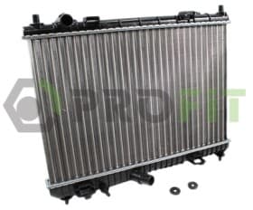 Радиатор охлаждения двигателя
