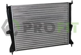 Радиатор охлаждения двигателя