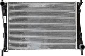 Радіатор охолодження двигуна Радіатор охолодження двигуна