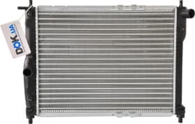 Радиатор охлаждения двигателя