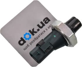 Датчик тиску оливи VAG 06L919081