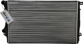 Радиатор охлаждения двигателя