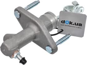 Головний циліндр зчеплення