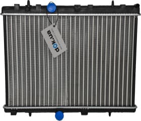 Радиатор охлаждения двигателя