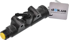 Главный цилиндр сцепления