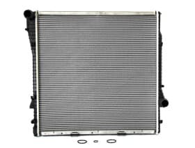 Радиатор охлаждения двигателя