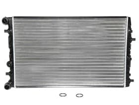 Радиатор охлаждения двигателя