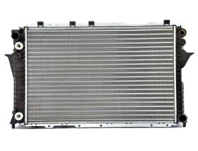 Радиатор охлаждения двигателя