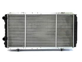 Радиатор охлаждения двигателя