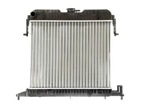 Радиатор охлаждения двигателя Радиатор охлаждения двигателя