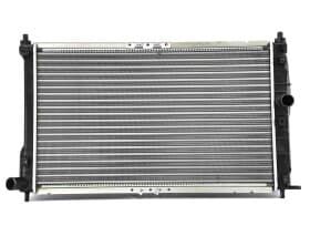 Радиатор охлаждения двигателя
