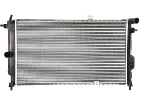 Радиатор охлаждения двигателя