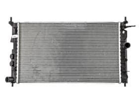 Радіатор охолодження двигуна