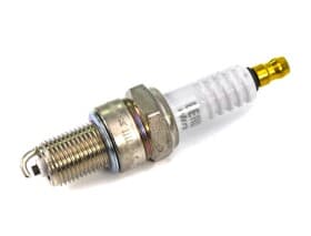 Свеча зажигания