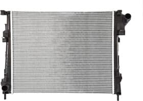 Радиатор охлаждения двигателя