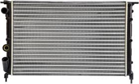 Радиатор охлаждения двигателя