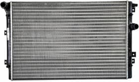 Радиатор охлаждения двигателя