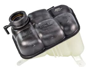 Бачок охлаждающей жидкости