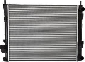 Радиатор охлаждения двигателя