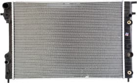 Радіатор охолодження двигуна Радіатор охолодження двигуна